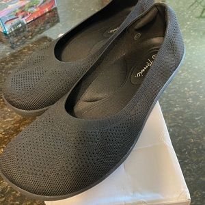 Arromic Slip on Shoes